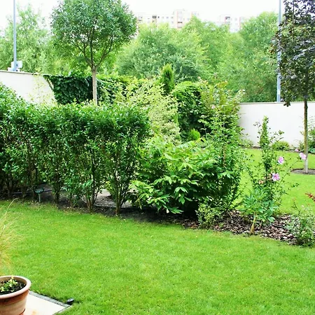 Madarhegy With Garden Buda Side Apartmán