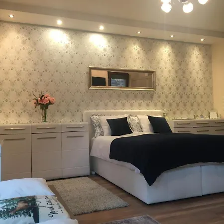 Madarhegy With Garden Buda Side Апартаменты Будапешт